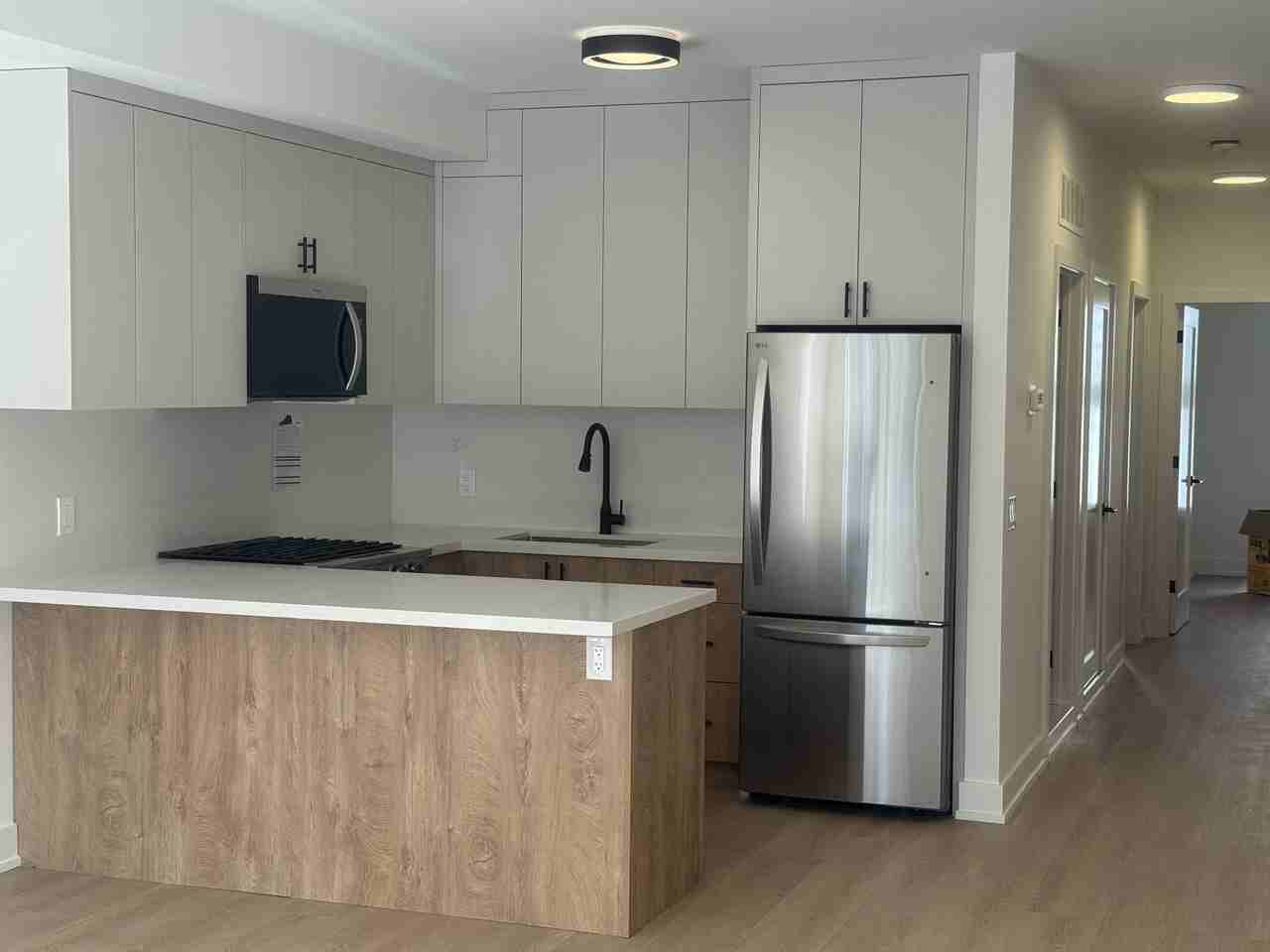 222 Belgravia Avenue #1-2-3 - Photo 6 of 9