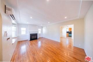 2551 S Bentley Ave - Photo 2 of 8