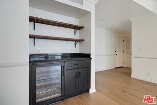 435 N Palm Dr #203 - Photo 6 of 8