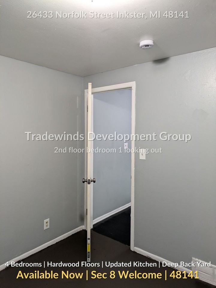 26433 Norfolk St - Photo 6 of 14