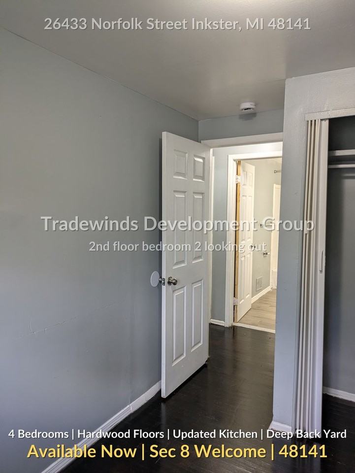26433 Norfolk St - Photo 7 of 14