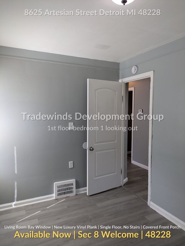 8625 Artesian St - Photo 3 of 13