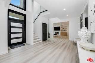 4961 Marmol Dr - Photo 4 of 8