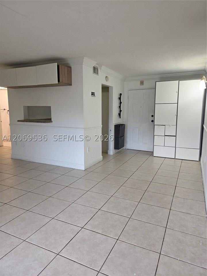 9445 Sw 76th St #U1 - Photo 3 of 13