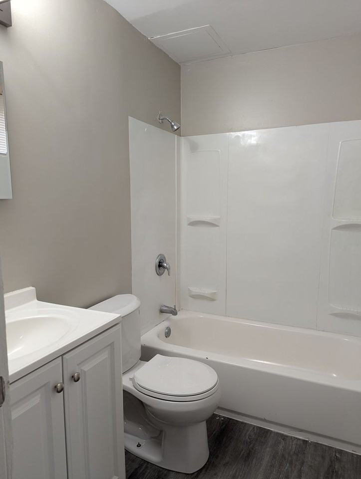 3006-3008 Osage Street - Photo 3 of 14