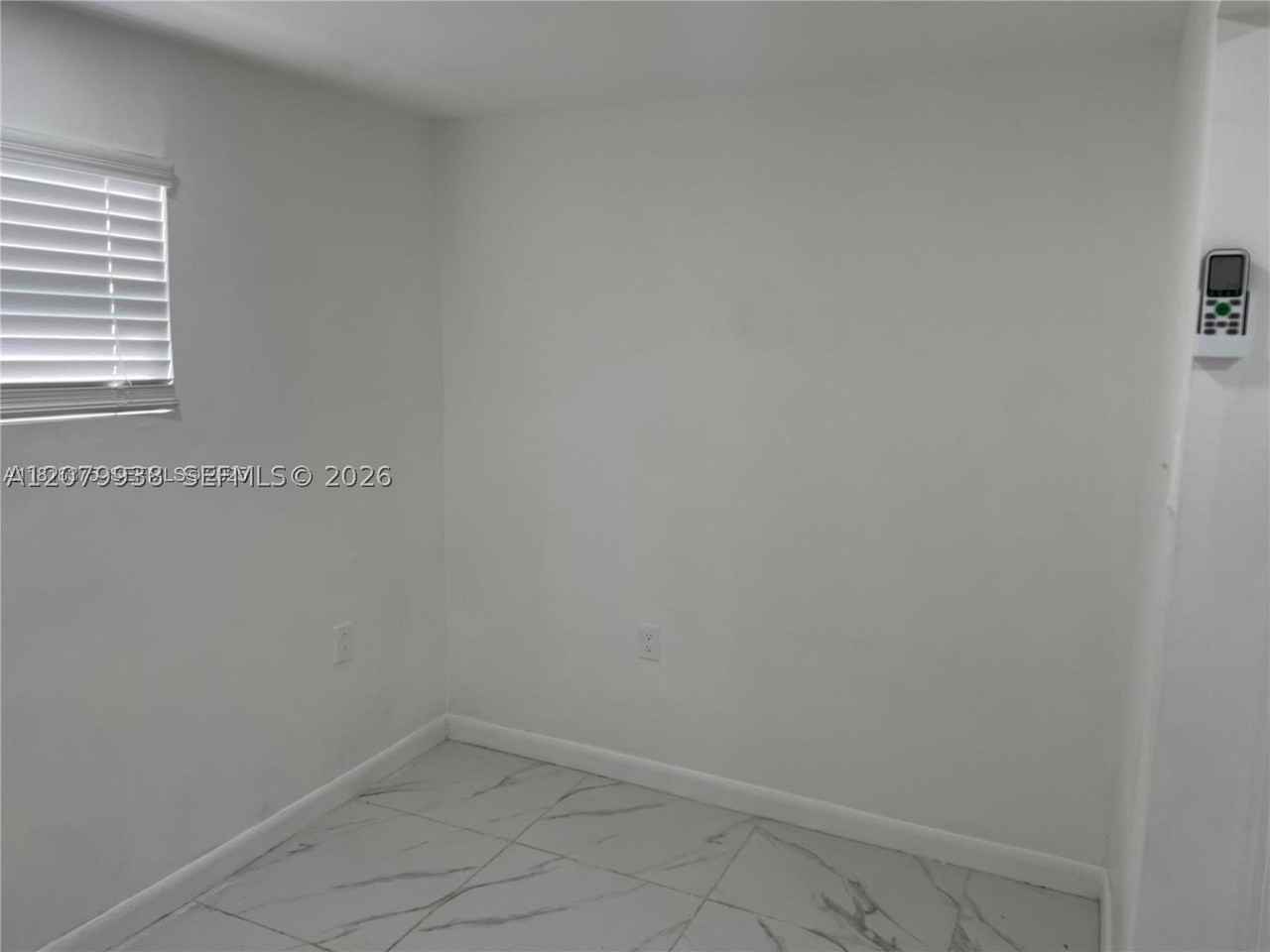 760 Ne 168th St #2 - Photo 4 of 6