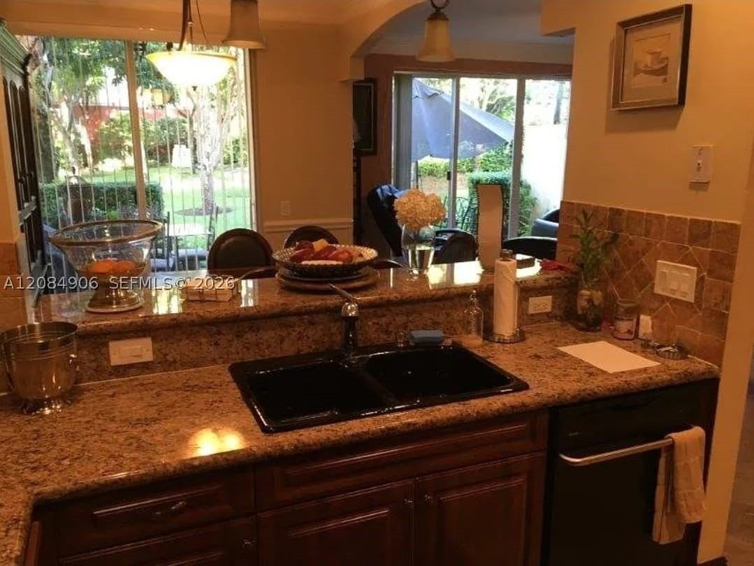 118 Bella Vita Dr #118 - Photo 6 of 22