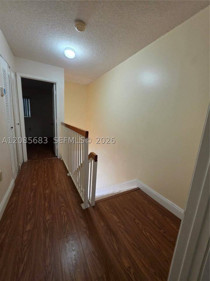 1421 Nw 123rd Ter #1421 - Photo 5 of 20