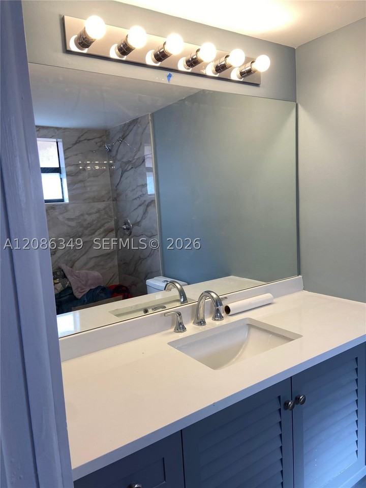 2740 W 62nd St #207 - Photo 4 of 8