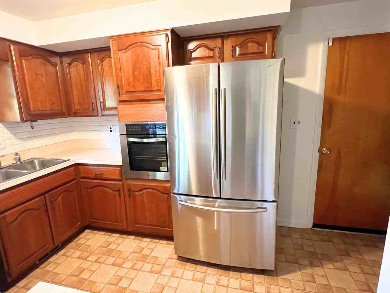 1200 Lincoln Park Blvd - Photo 6 of 32