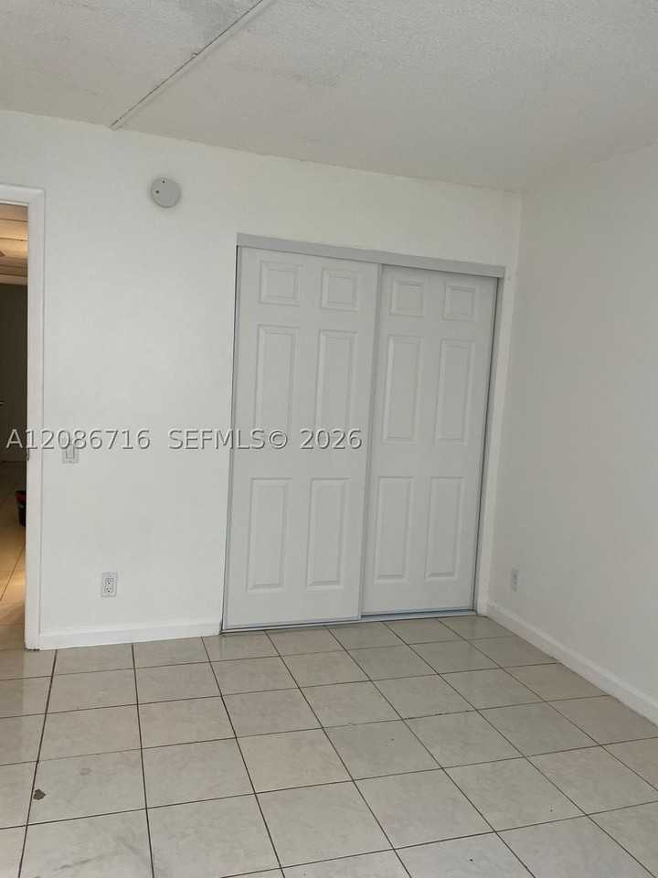 4527 Treehouse Ln #3B - Photo 5 of 14