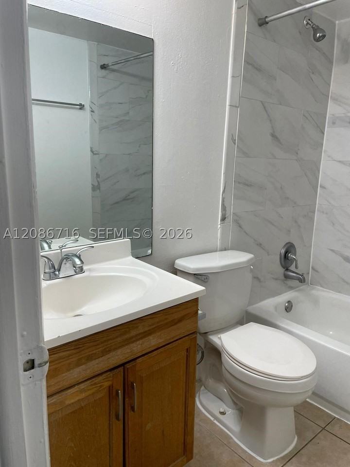 4527 Treehouse Ln #3B - Photo 7 of 14