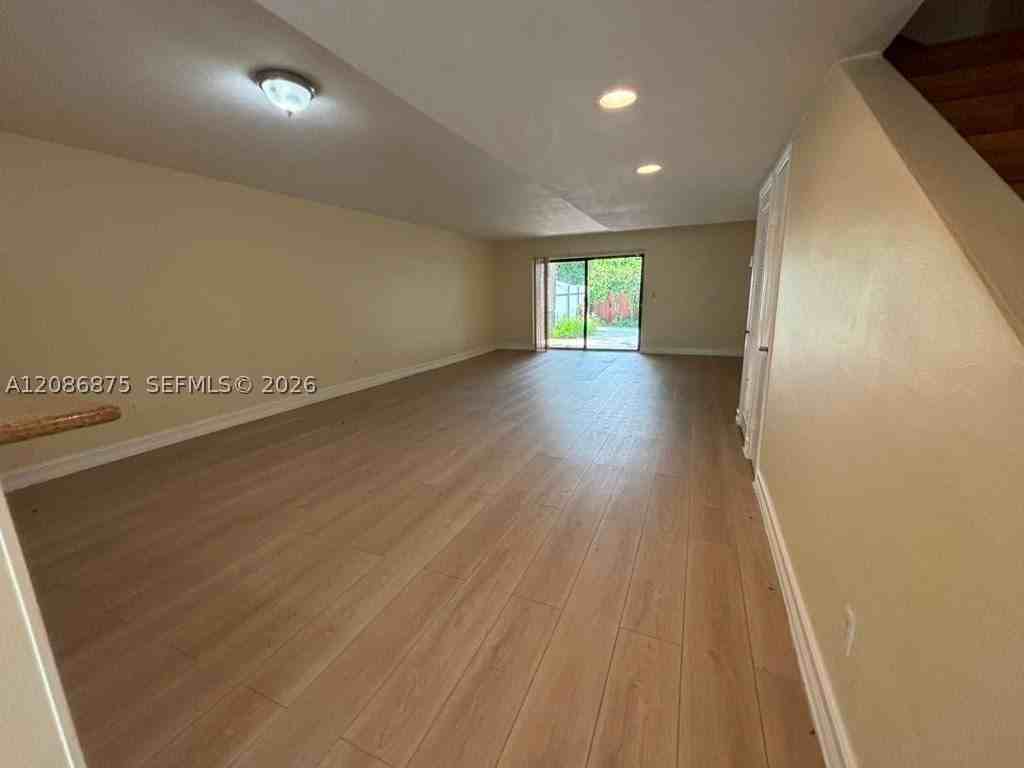 13511 Ne 24th Pl #13511 - Photo 6 of 22