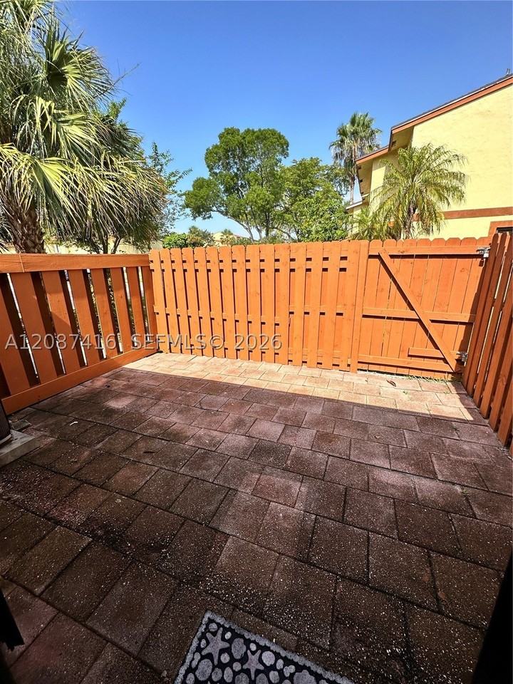 4093 Sierra Ter - Photo 5 of 7