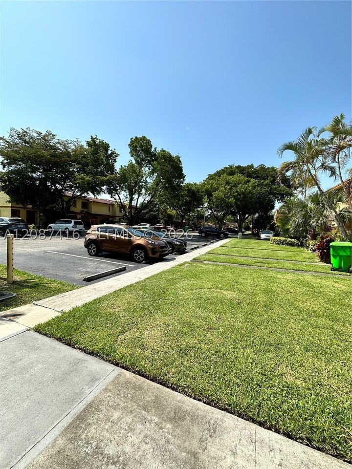 4093 Sierra Ter - Photo 6 of 7