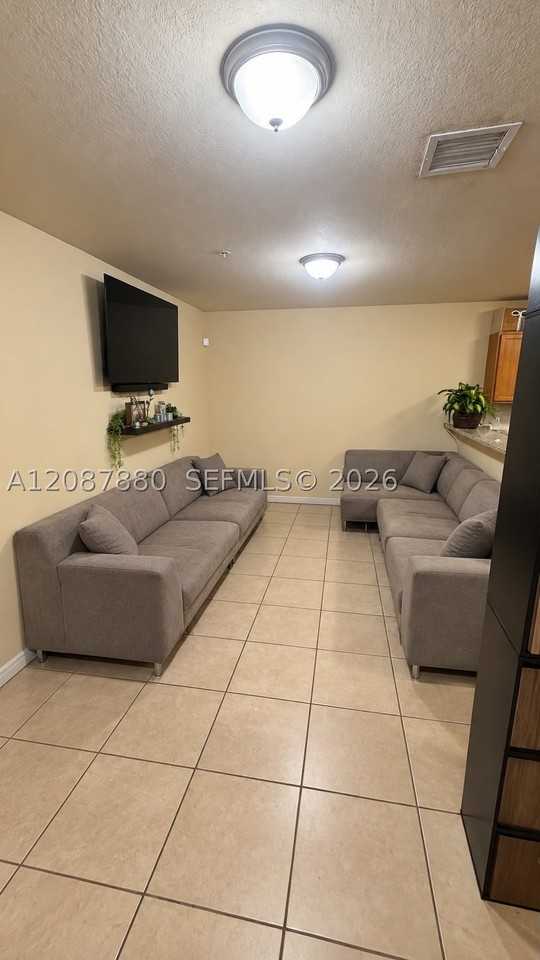 22511 Sw 88th Pl #11-24 - Photo 6 of 15