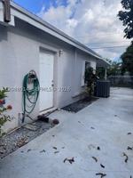 featured image of 14661 Pierce St #0
