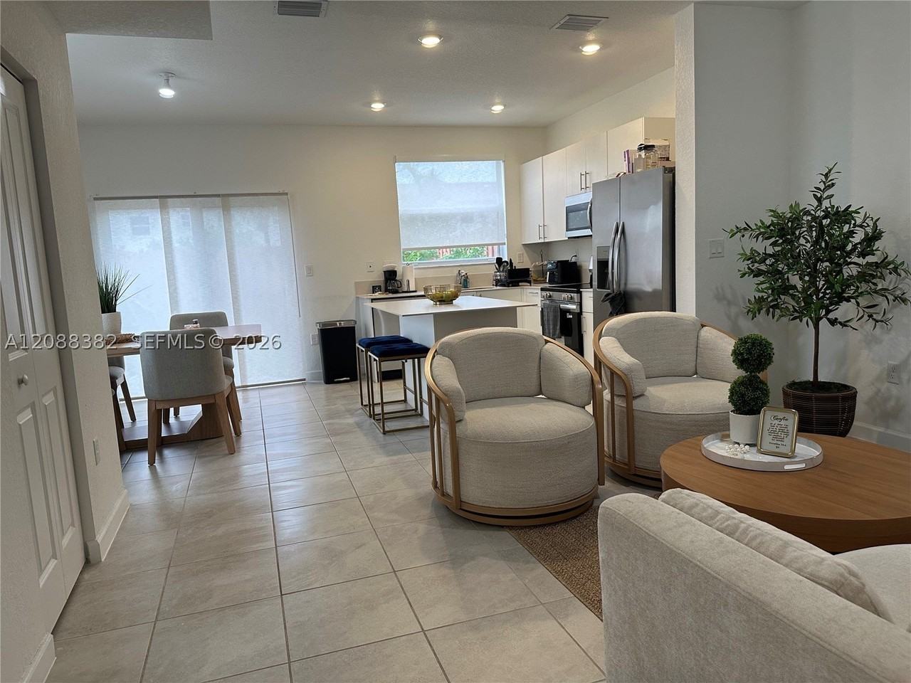 2672 Se 28th St #2672 - Photo 5 of 18