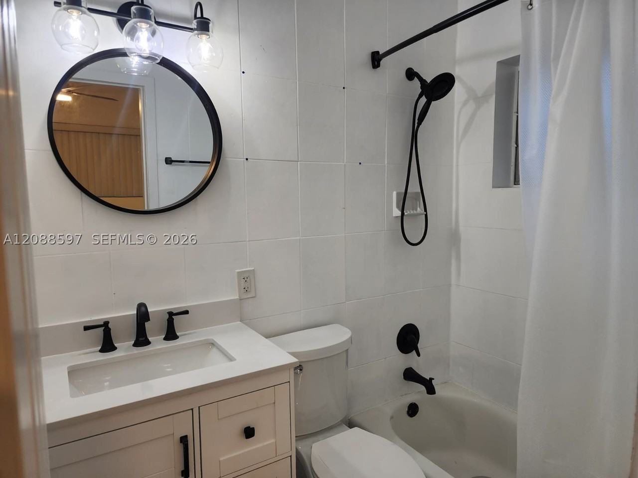 443 Sw 4th Ave #3 - Photo 6 of 6