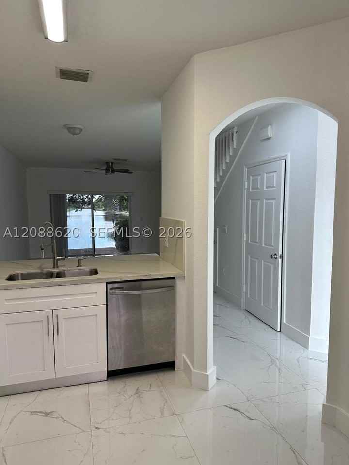 5937 Riverside Ave - Photo 5 of 23