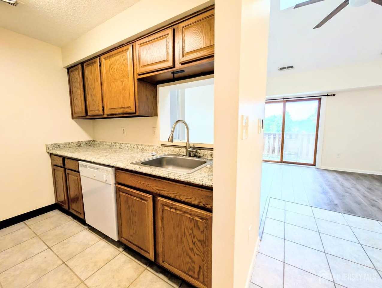 2313 Ravens Crest Dr - Photo 3 of 8