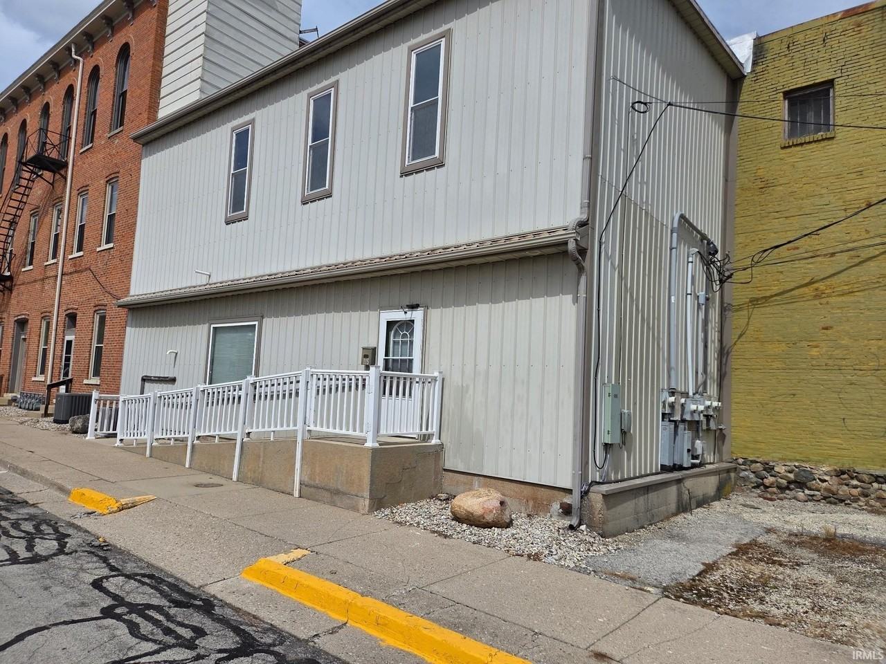 115 E Franklin St