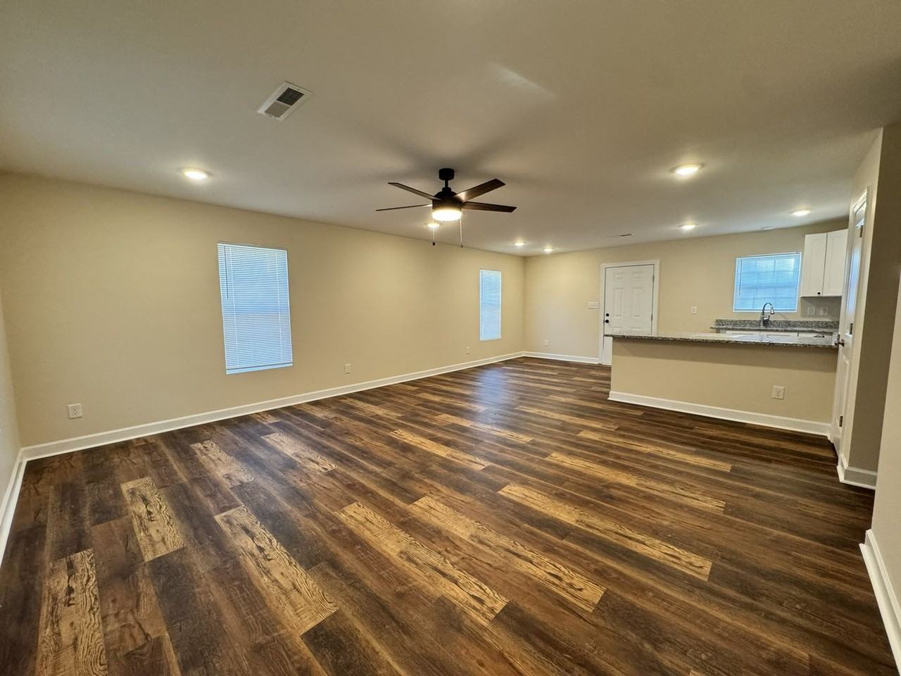 708 Forrest St - Photo 2 of 21