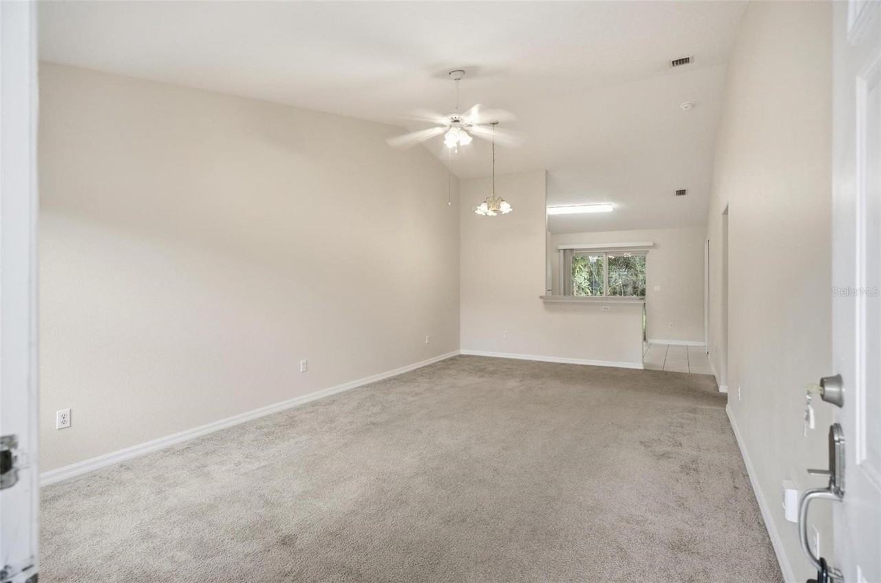 165 Plain View Dr #B - Photo 3 of 38