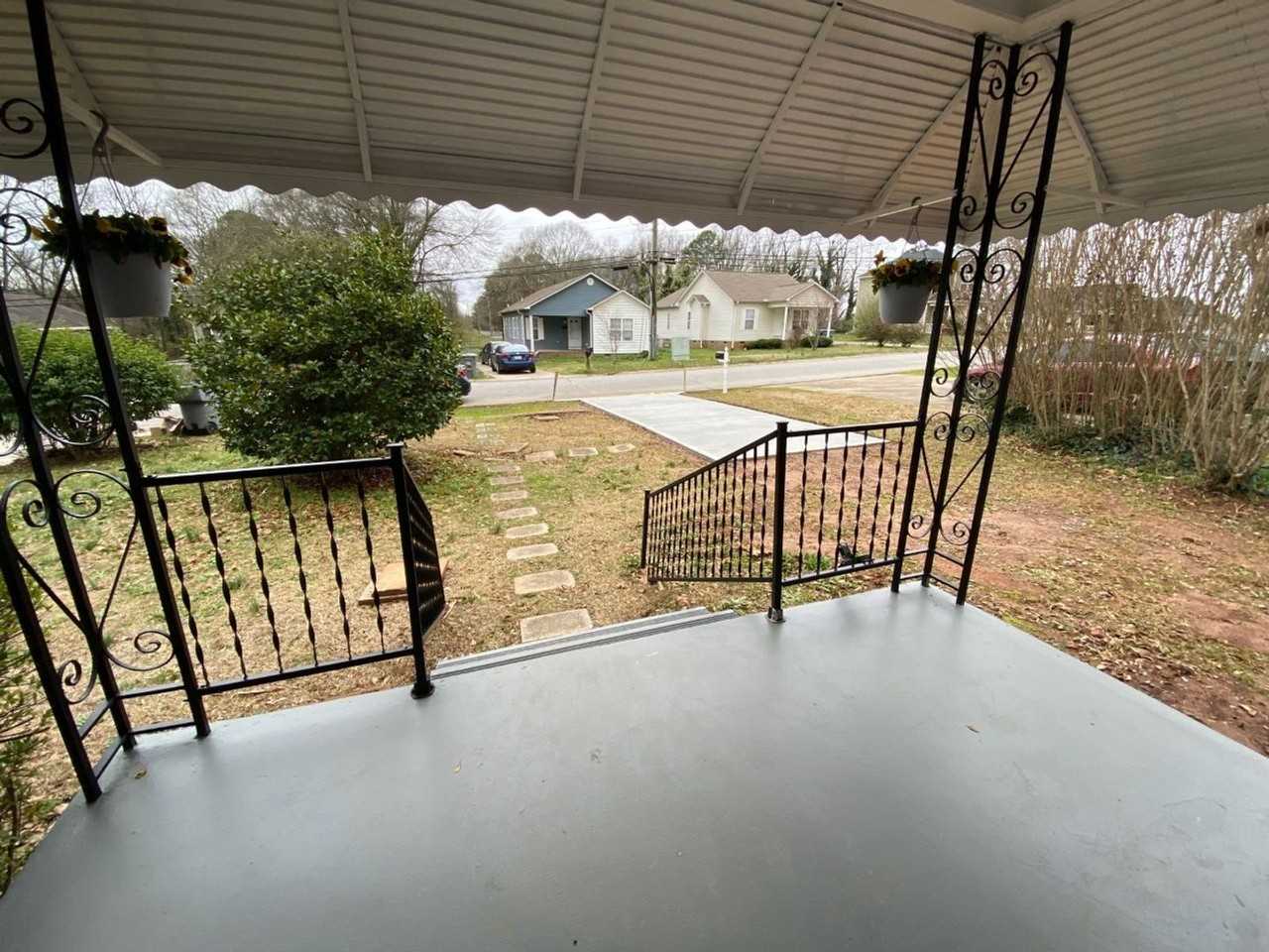 110 High St - Photo 2 of 16