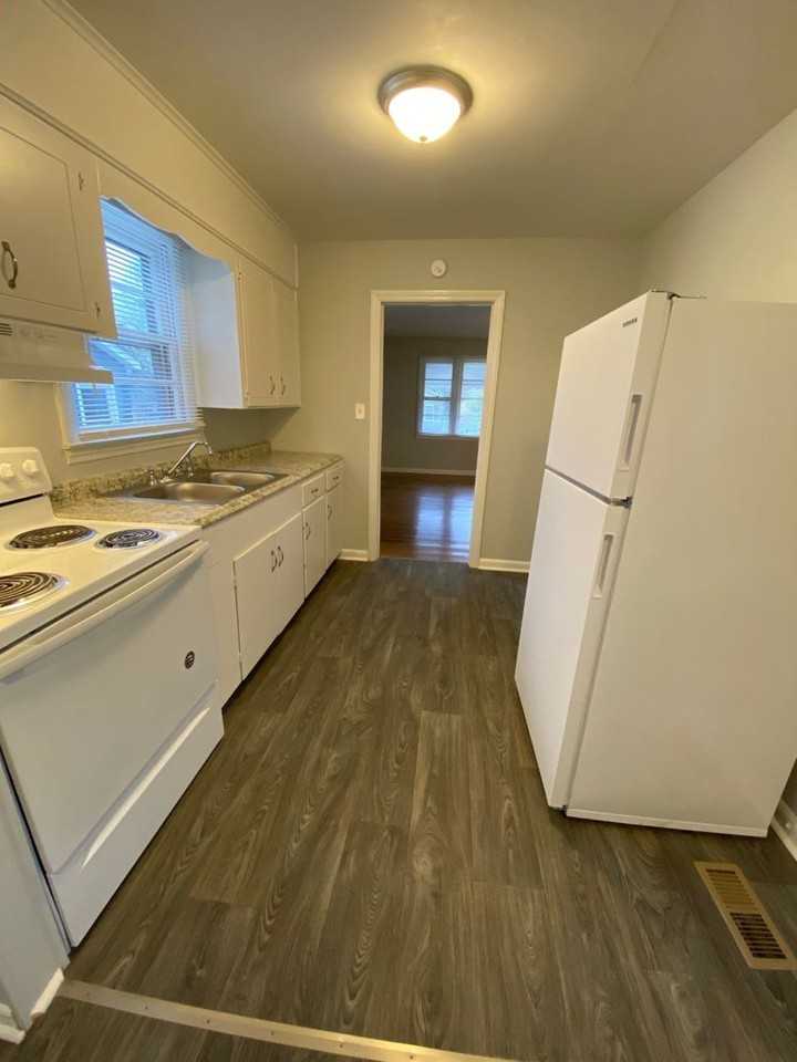 110 High St - Photo 4 of 16
