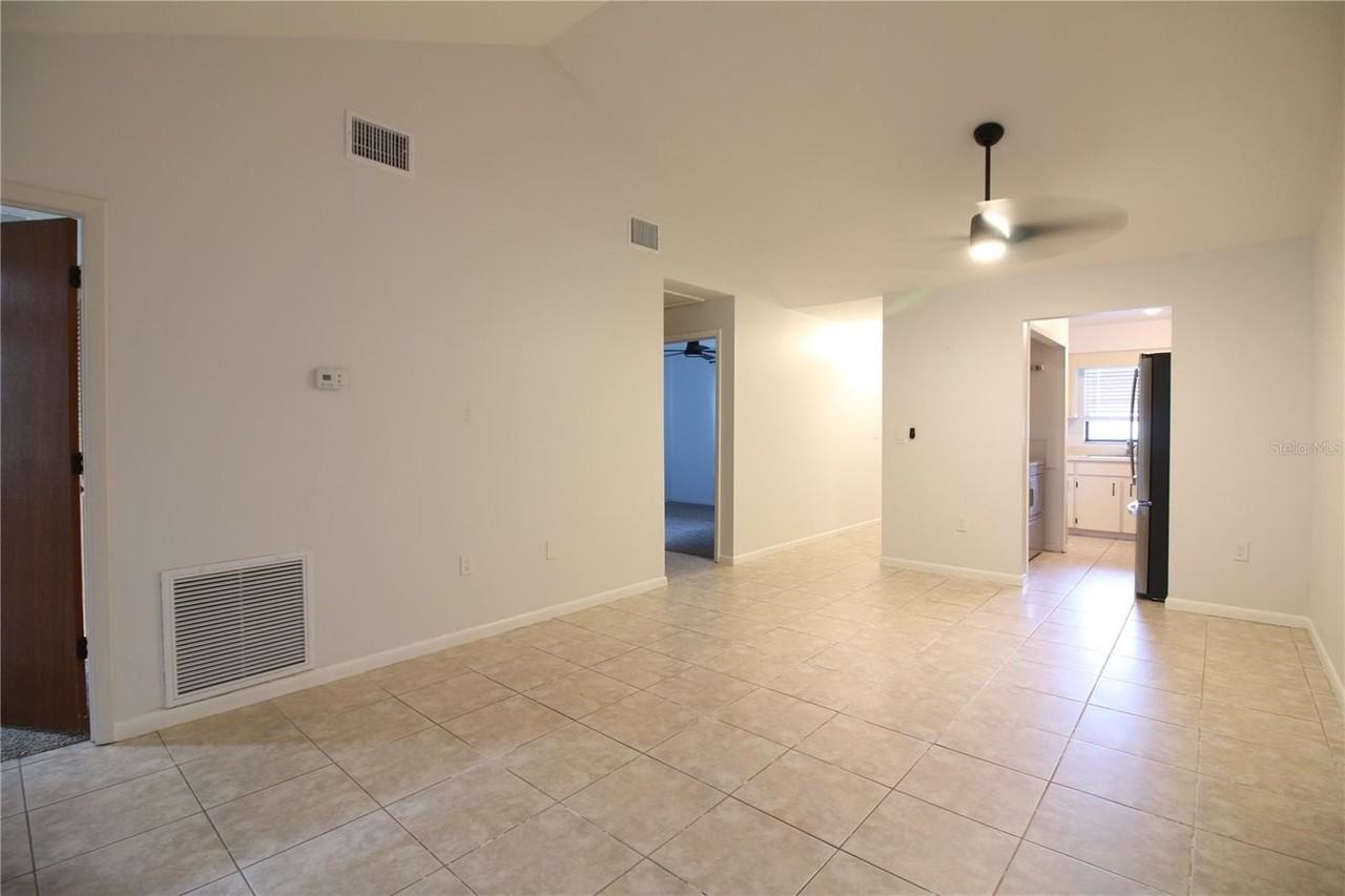 928 Winnie Ln - Photo 5 of 20