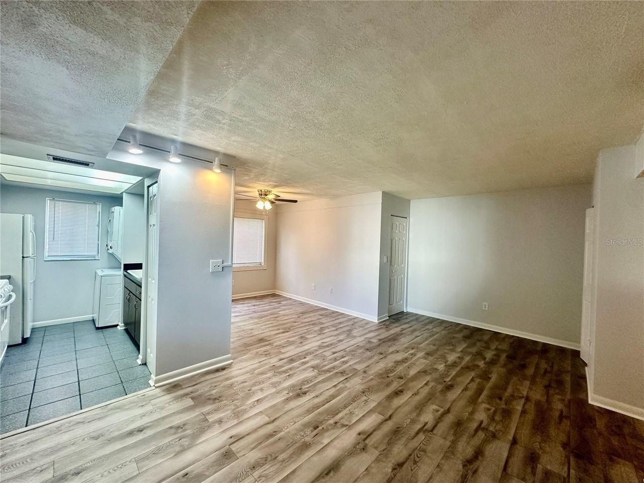 606 Pavare Ct #606 - Photo 2 of 15
