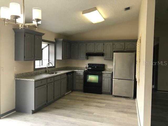 3157 Utah Dr - Photo 5 of 16