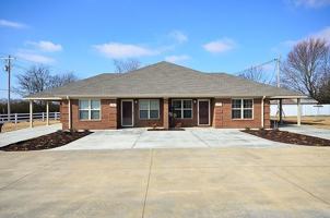 featured image of Stonehedge Dr