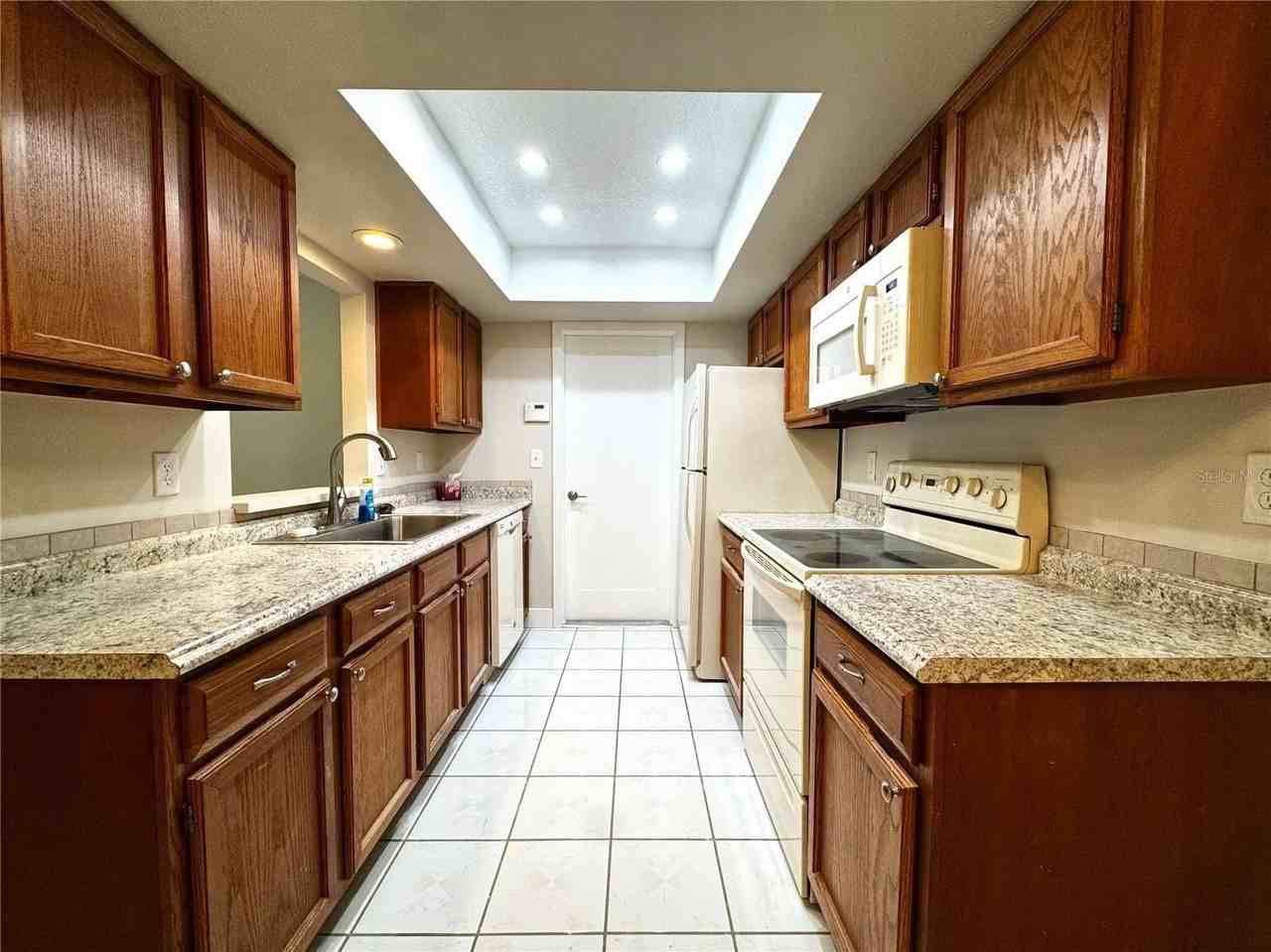 3217 Royal St - Photo 5 of 18