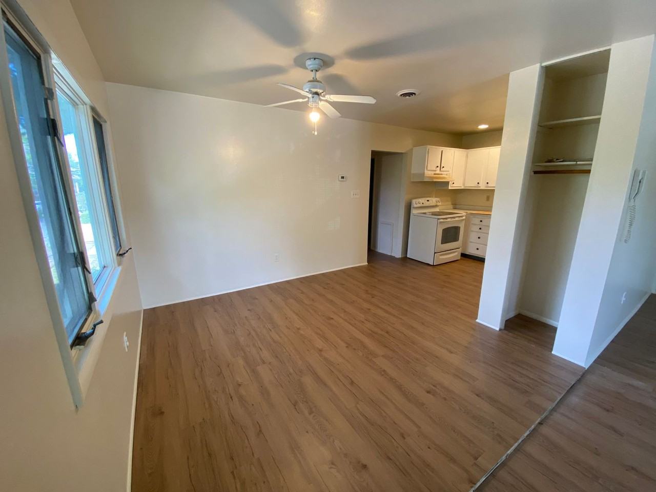 301 S West St #2A - Photo 2 of 11
