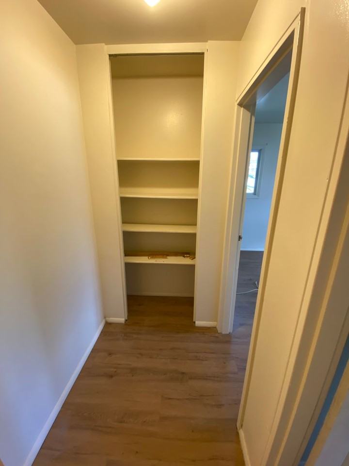 301 S West St #2A - Photo 7 of 11