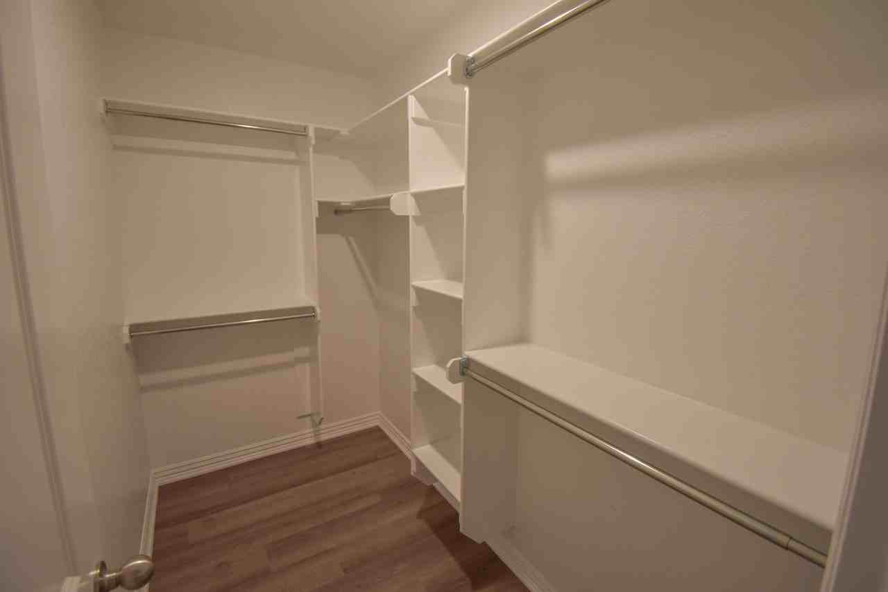 919 W Buchanan St #1 - Photo 7 of 13