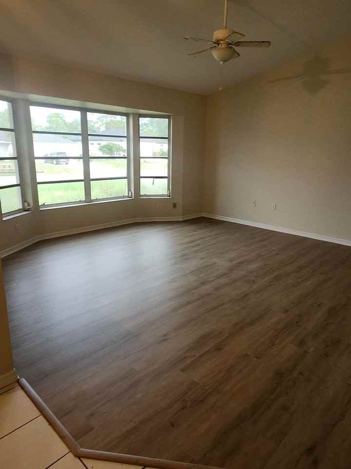 2950 Rock Creek Dr - Photo 3 of 8