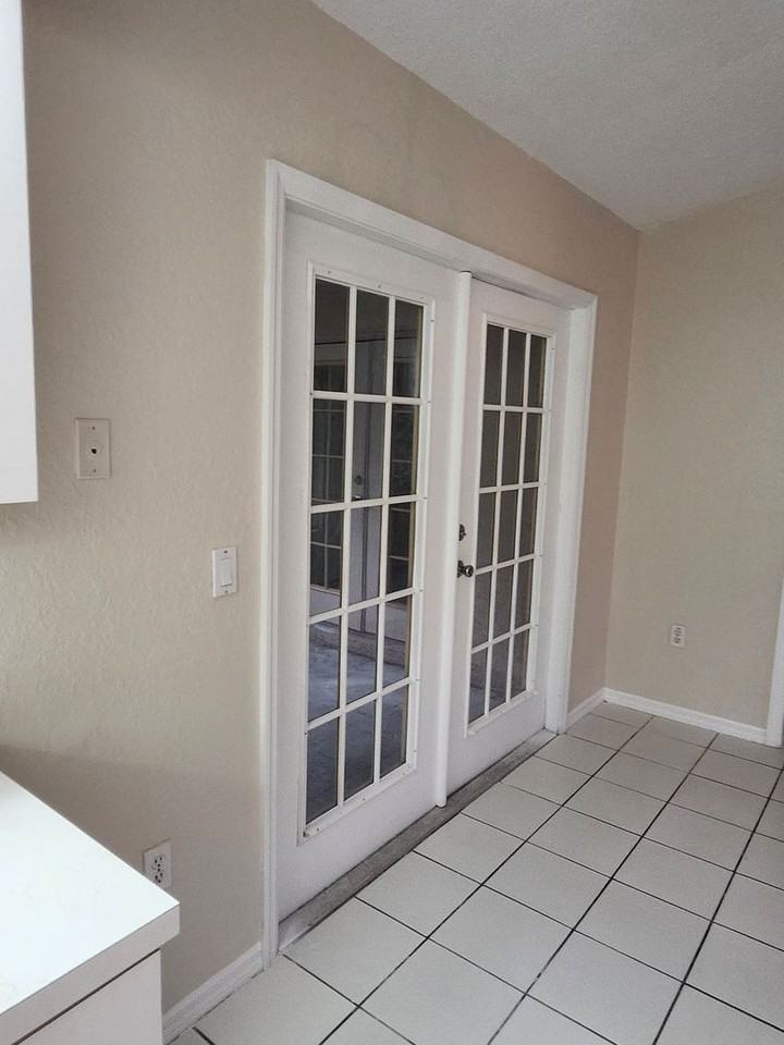 2950 Rock Creek Dr - Photo 5 of 8