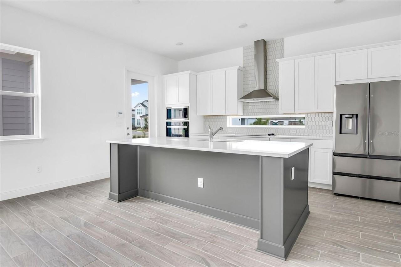 6492 Barnstorm Way - Photo 6 of 38
