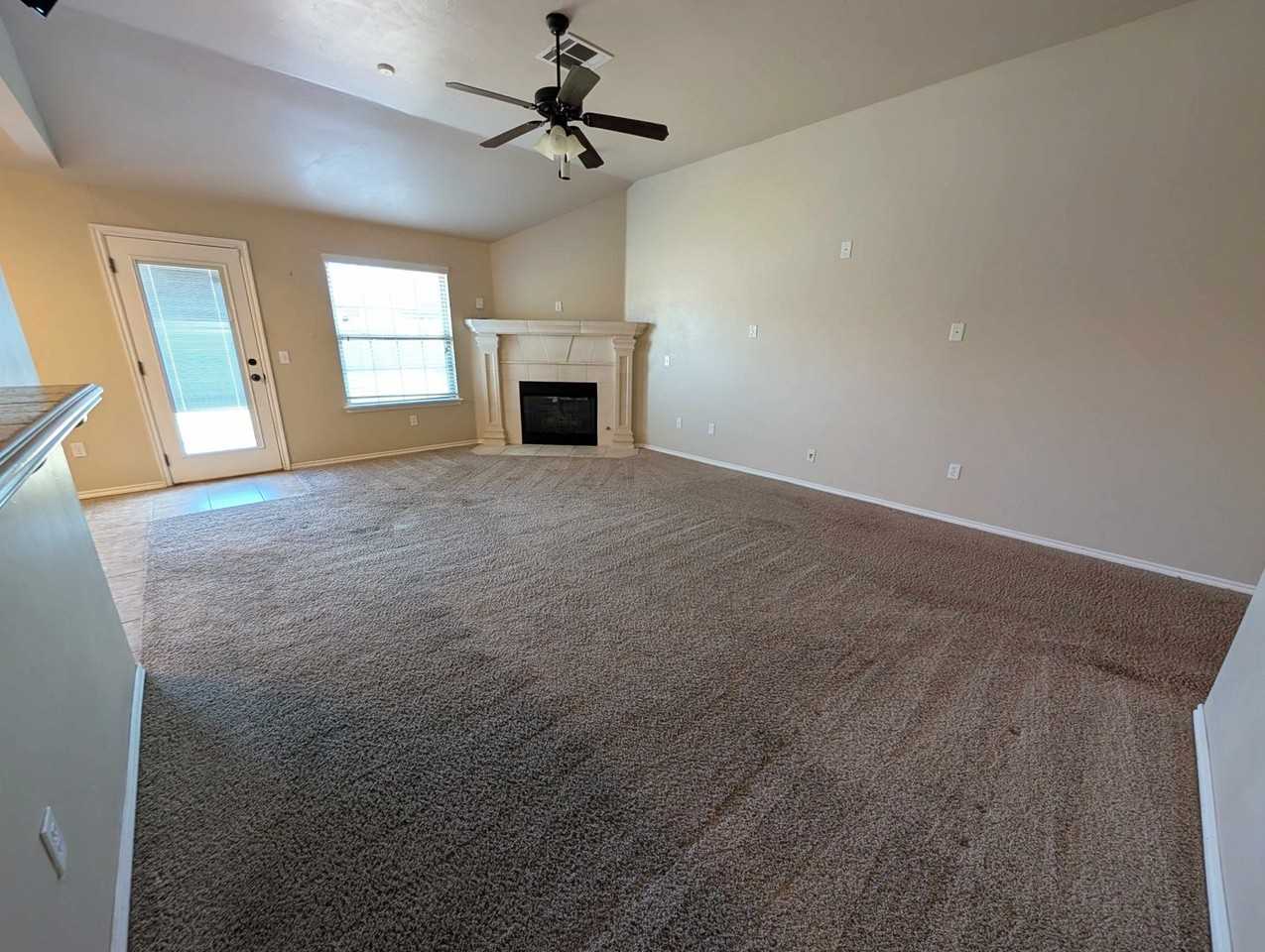 621 Apple Tree Ln - Photo 3 of 16