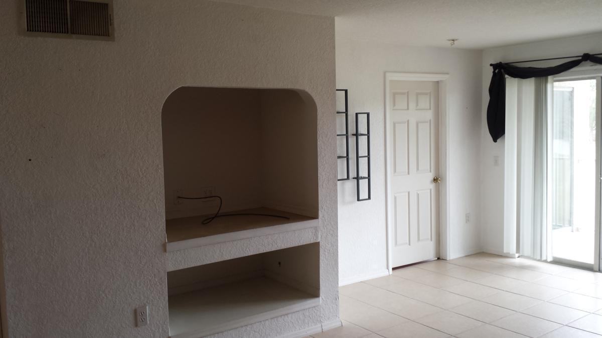 14037 Fairway Island Dr #225 - Photo 3 of 12