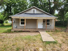 826 N Weaver Ave - Photo 1 of 1