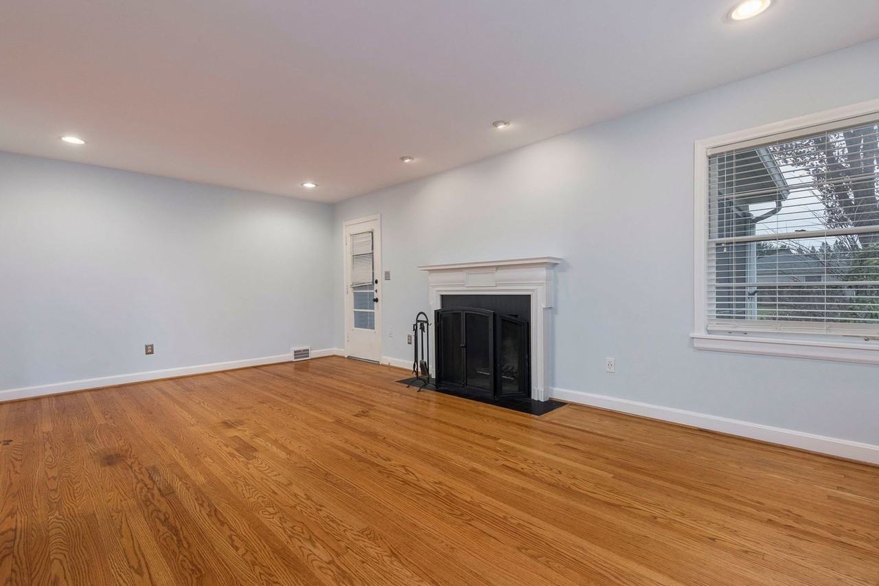 4225 Rudy Ln - Photo 5 of 50