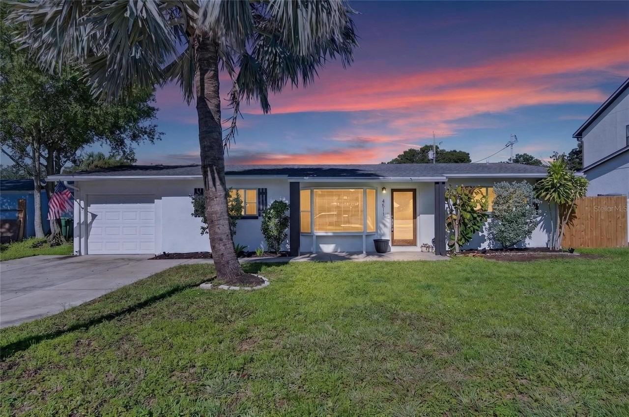4511 S Gaines Rd