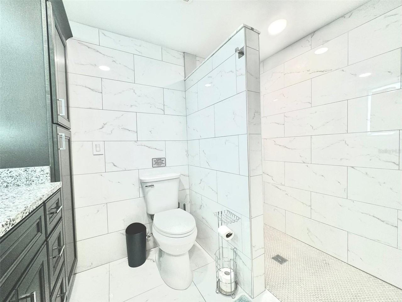 10656 101st Ave - Photo 5 of 21