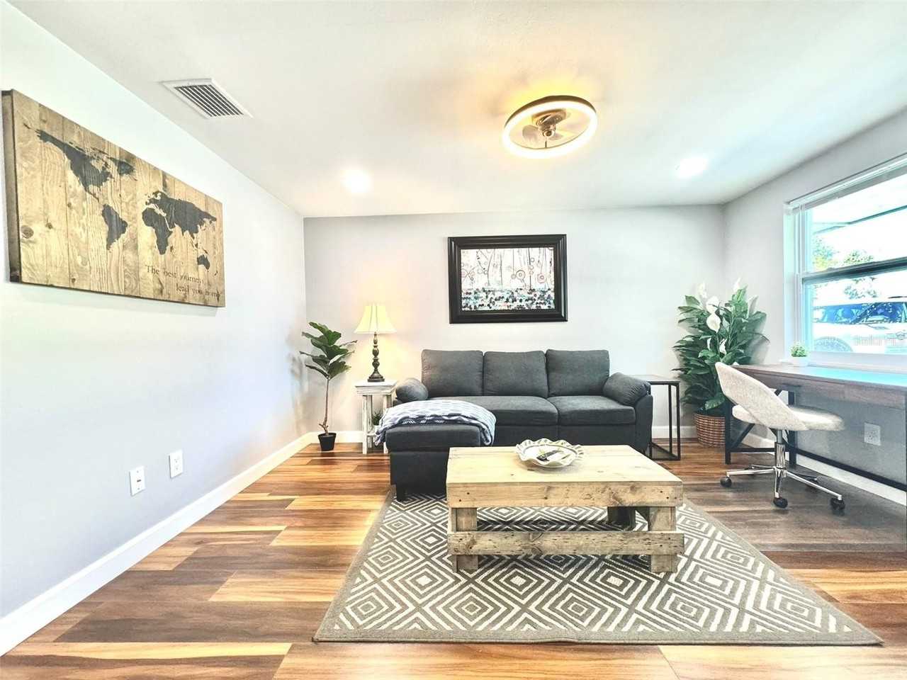 10656 101st Ave - Photo 7 of 21