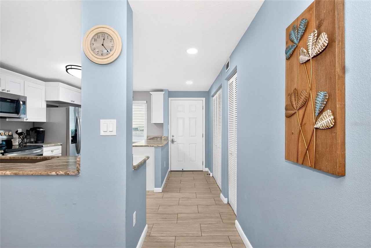 15000 Gulf Blvd #1106 - Photo 6 of 44