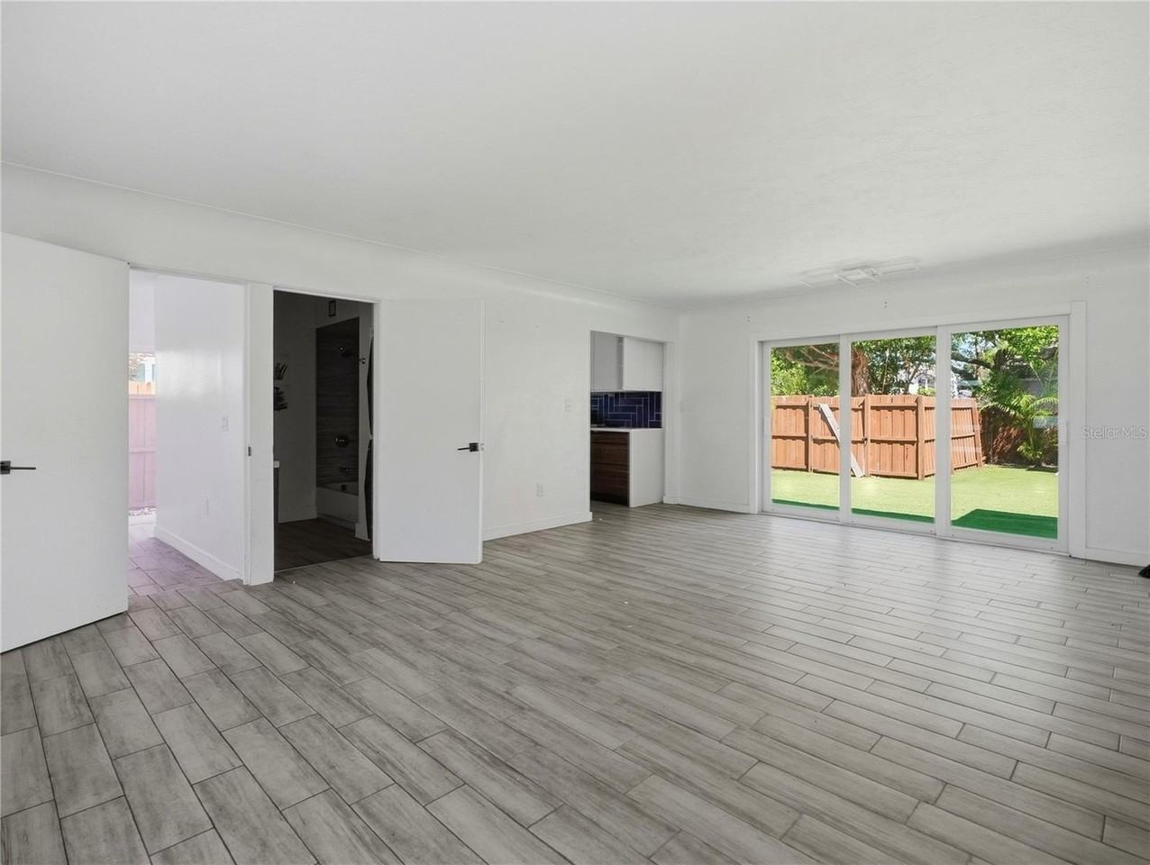 1015 32nd Ave N - Photo 5 of 28